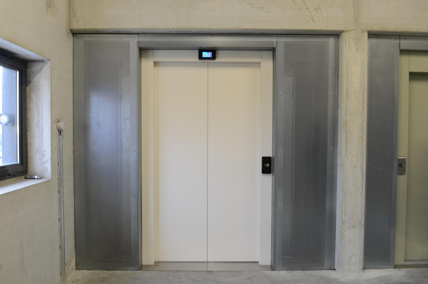 玻璃门展示